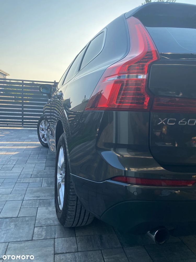 Volvo XC 60 D4 AWD Geartronic Momentum - 18