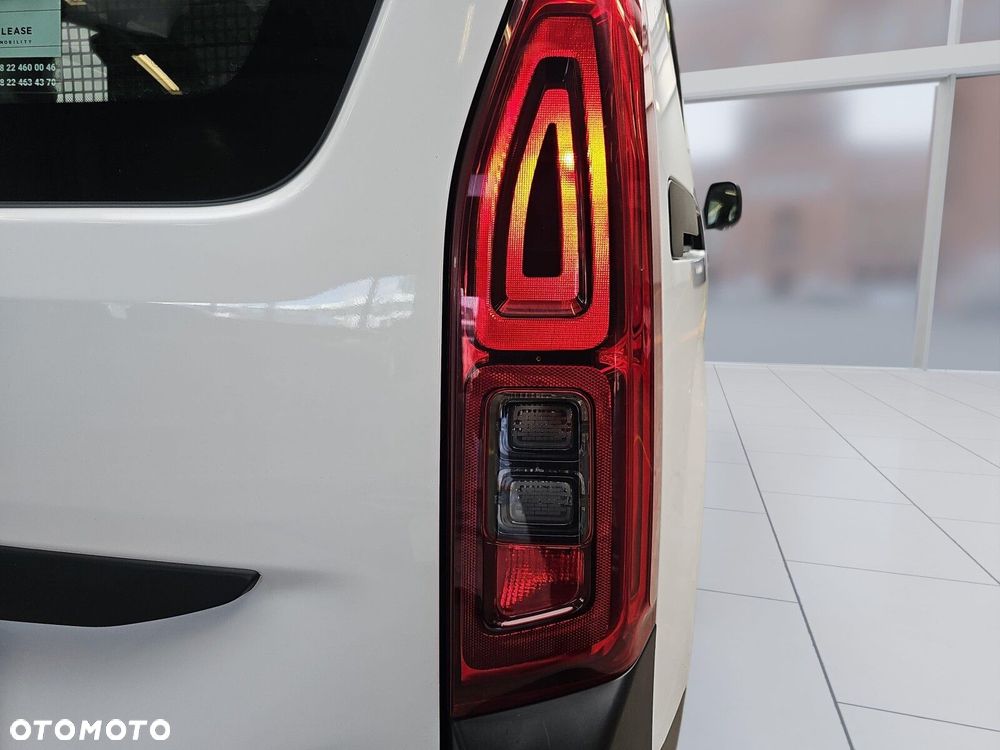 Opel Combo 1.5 DT Edition 102KM - 30