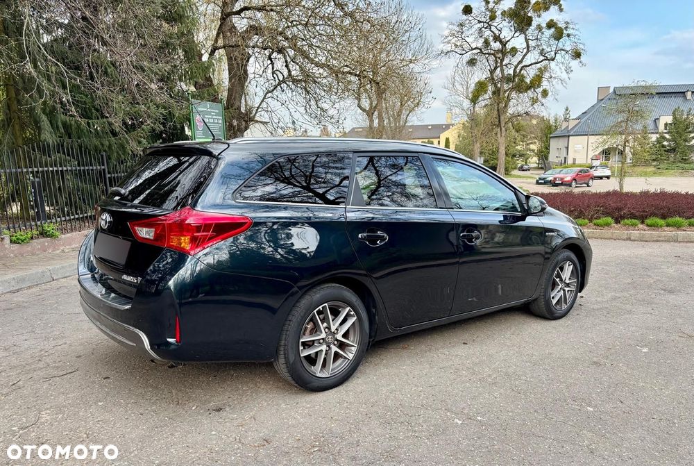 Toyota Auris 1.8 HSD Prestige - 10