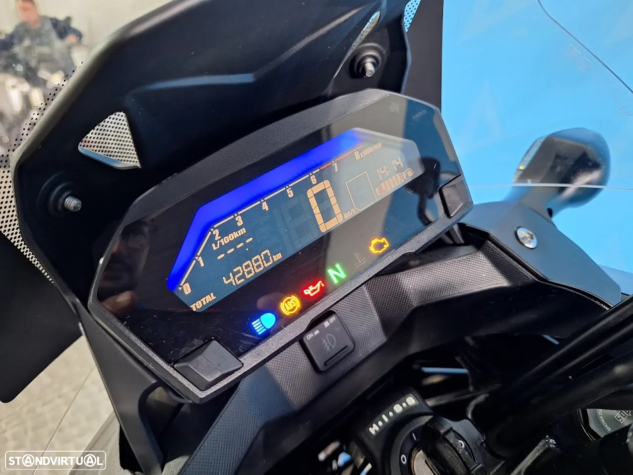 Honda NC750X - 9