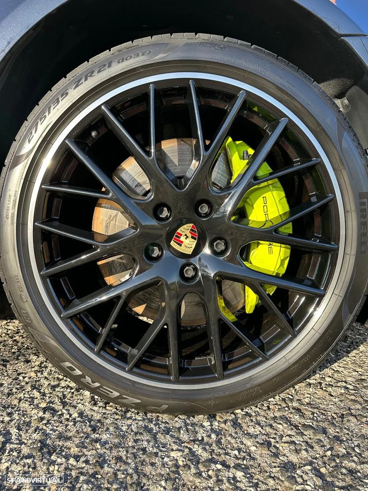 Porsche Panamera 4 E-Hybrid - 14
