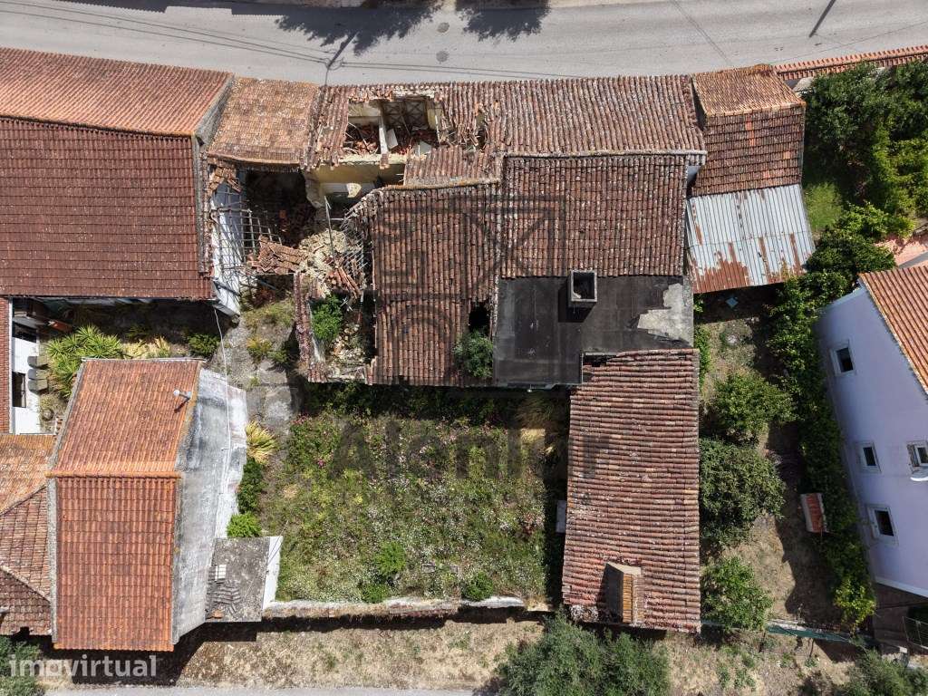 Moradia T3 para reconstrução - Manique do Intendente - Grande imagem: 3/17