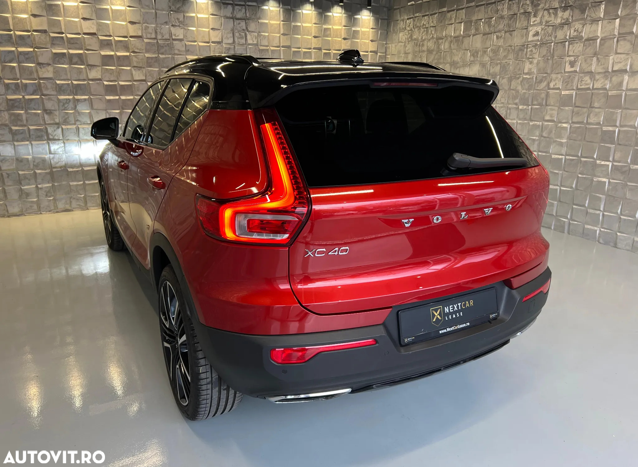 Volvo XC 40 D4 AWD Geartronic R-Design - 6