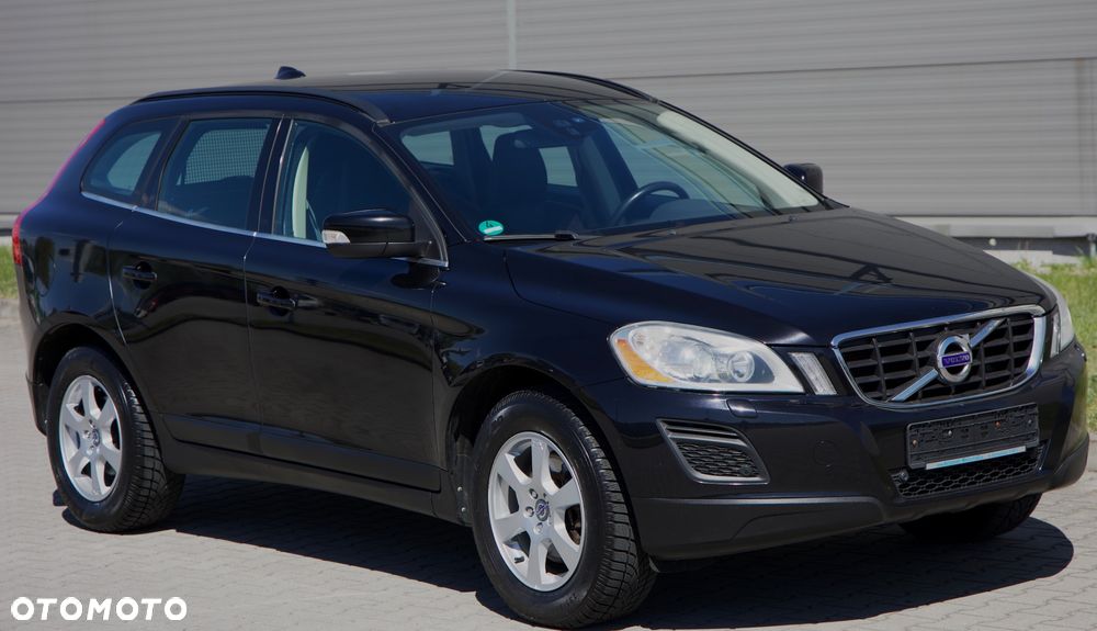 Volvo XC 60 D4 Momentum - 19