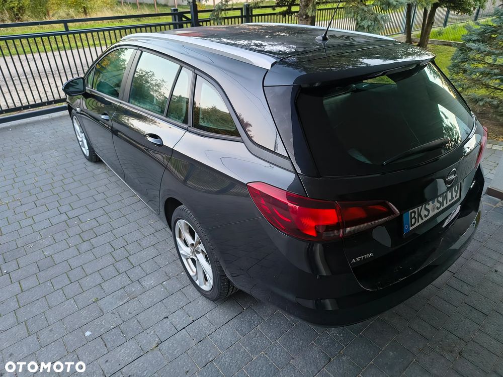Opel Astra 1.4 T Elite - 9