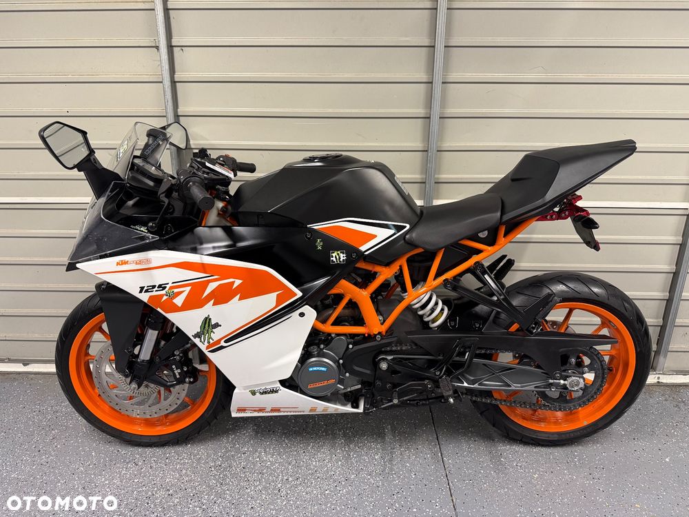 KTM RC 125 - 11