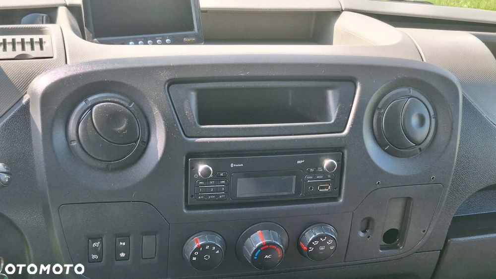 Renault Master - 16
