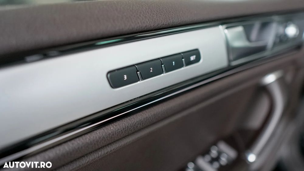 Volkswagen Touareg 3.0 V6 TDI BMT - 27