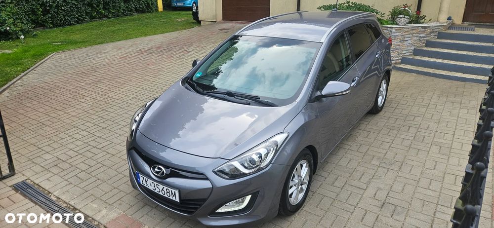 Hyundai i30 blue Kombi 1.6 CRDi Classic Navigation - 21