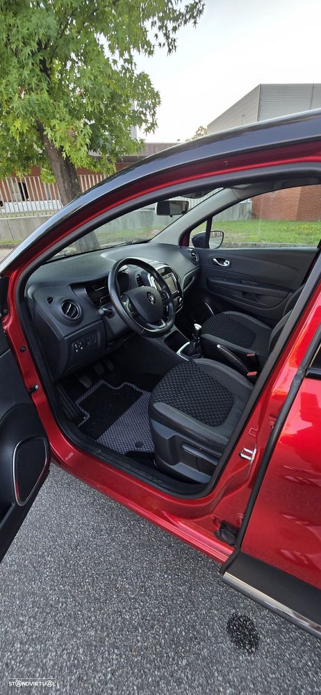 Renault Captur 1.2 TCe Exclusive - 3