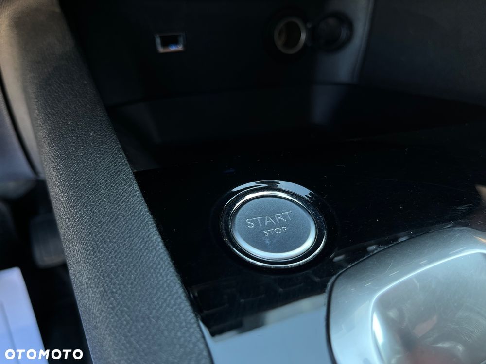 Peugeot 5008 1.5 BlueHDi Allure S&S EAT8 - 12
