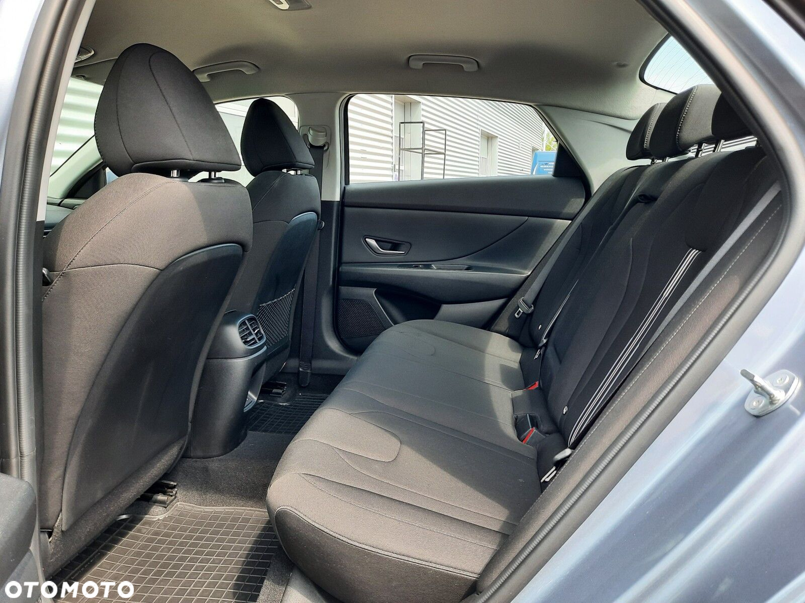 Hyundai Elantra 1.6 Smart CVT - 14