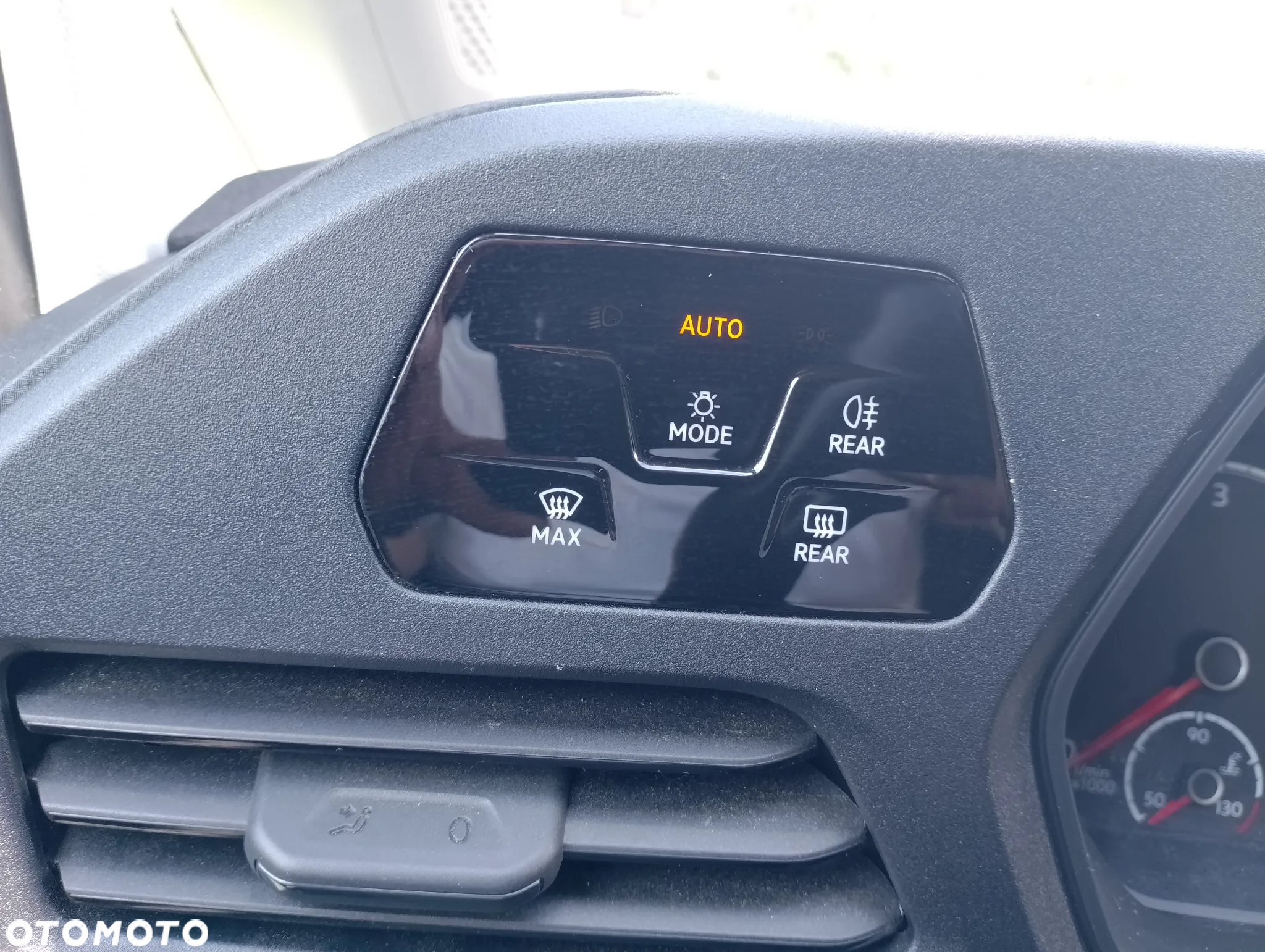 Volkswagen Caddy 2.0TDi  Maxi DSG - 10