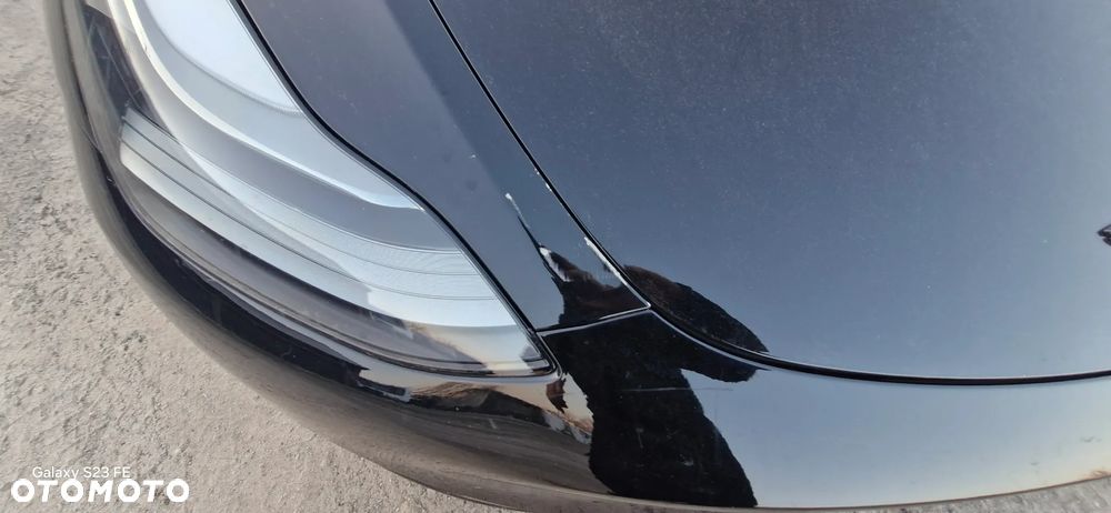 Tesla Model Y Long Range Dual Motor AWD - 9