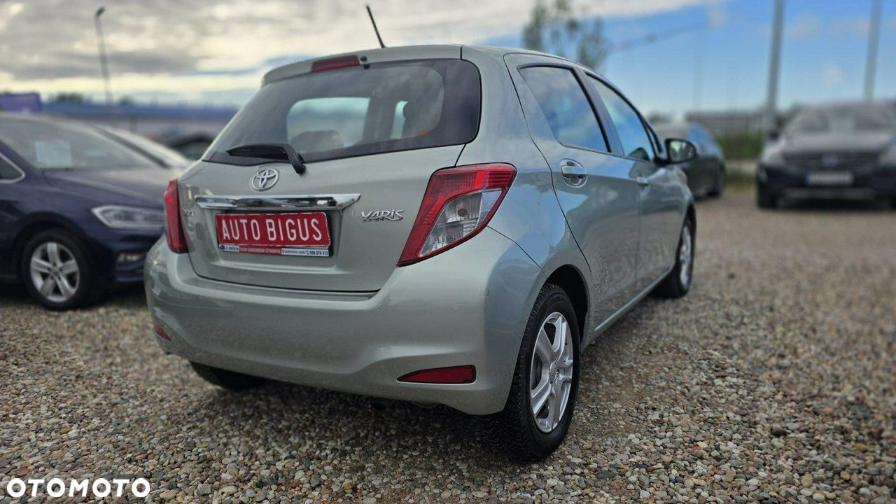 Toyota Yaris - 6
