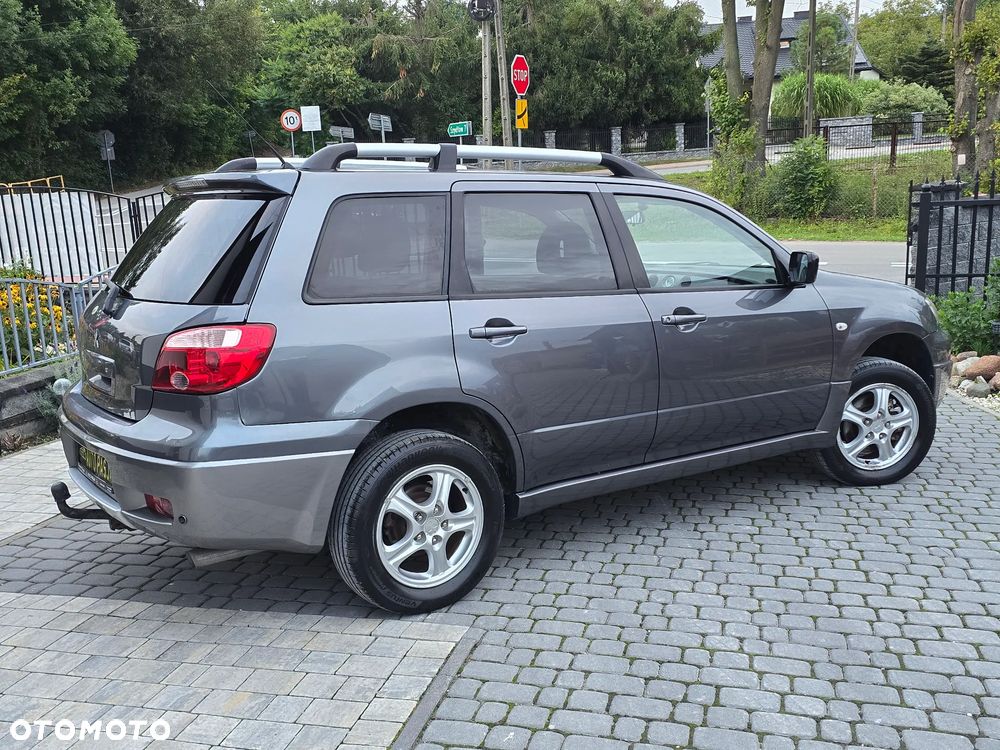 Mitsubishi Outlander 2.0 2WD Invite - 13