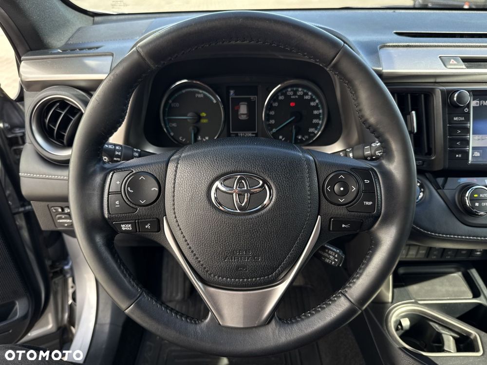 Toyota RAV4 - 14