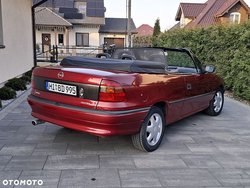 Opel Astra - 12