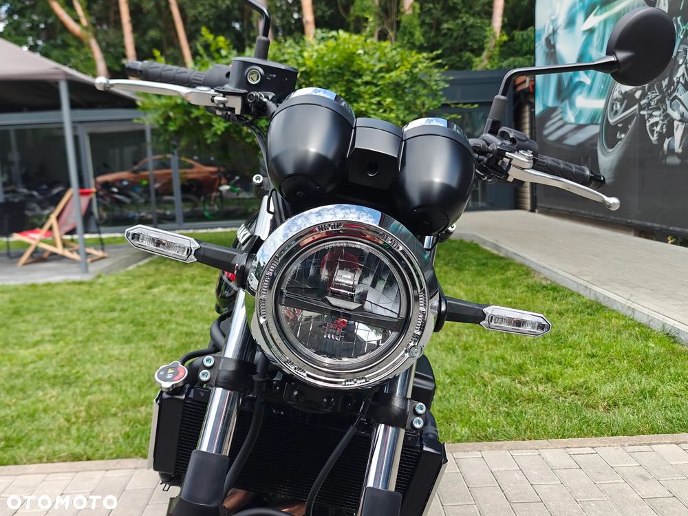 Kawasaki Z 650 RS - 6