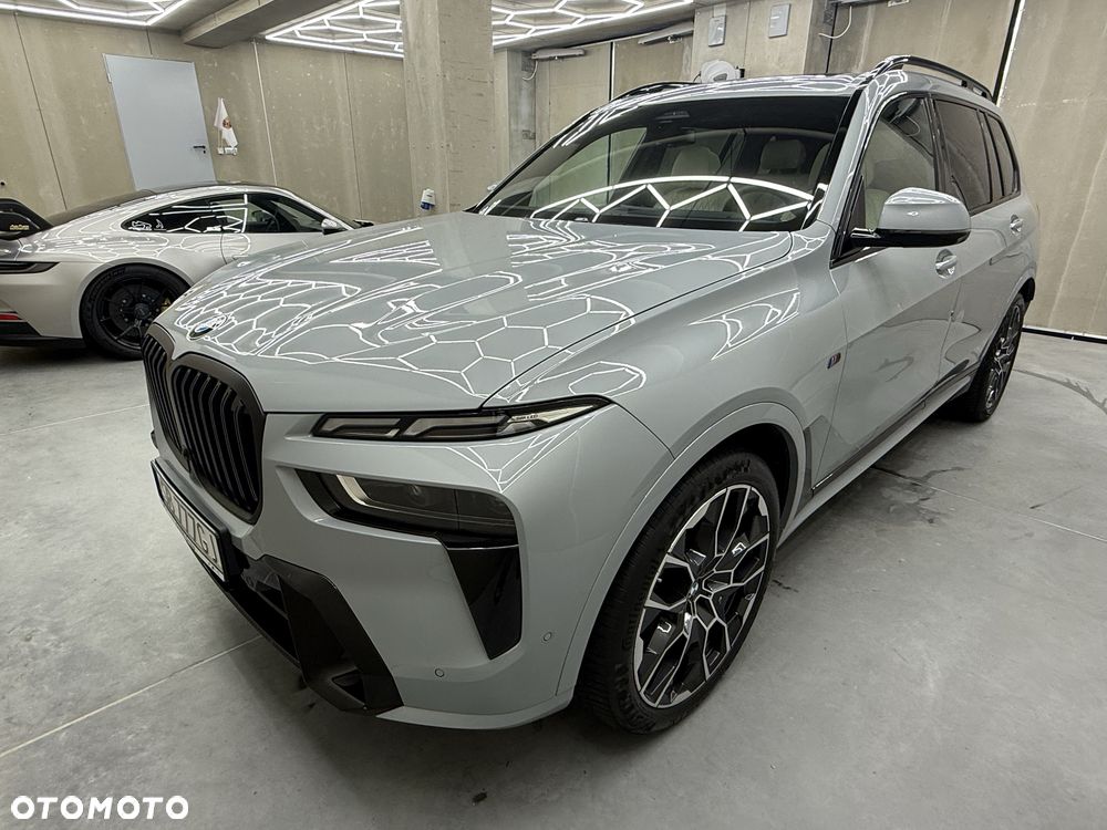 BMW X7 - 1