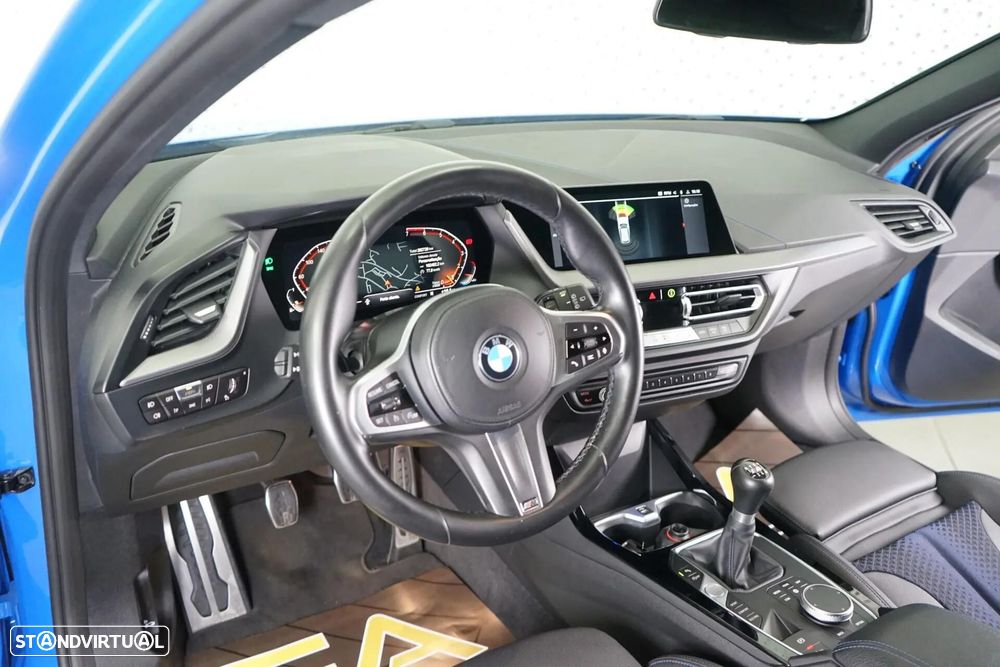 BMW 118 i Pack M - 15