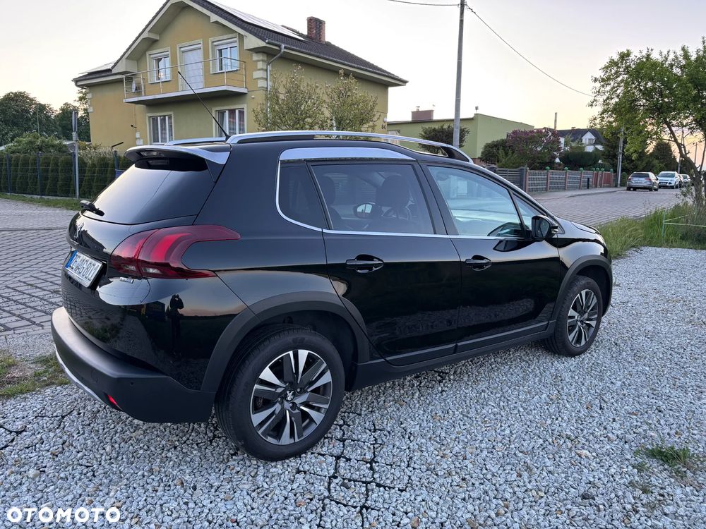 Peugeot 2008 1.6 BlueHDi Allure - 17