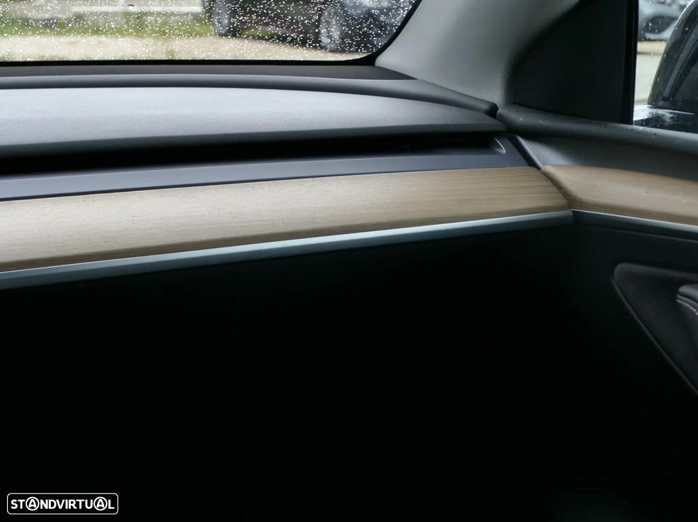Tesla Model Y Long Range Tração Integral - 35