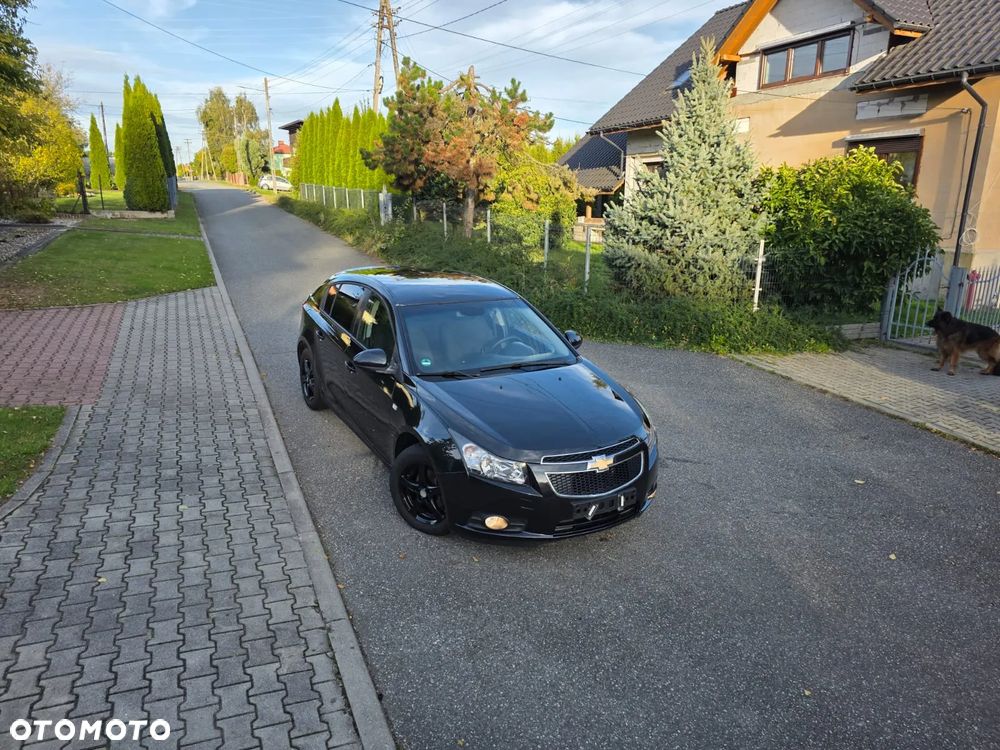 Chevrolet Cruze - 30