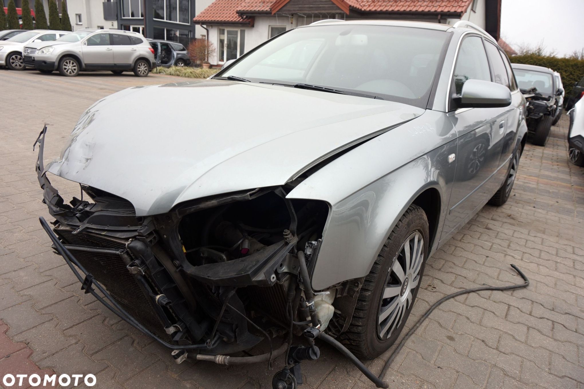 AUDI A4 B7 KOMBI 2007 LY7G 2.0 TDI BRD 170KM HCK SZARY na części - 1