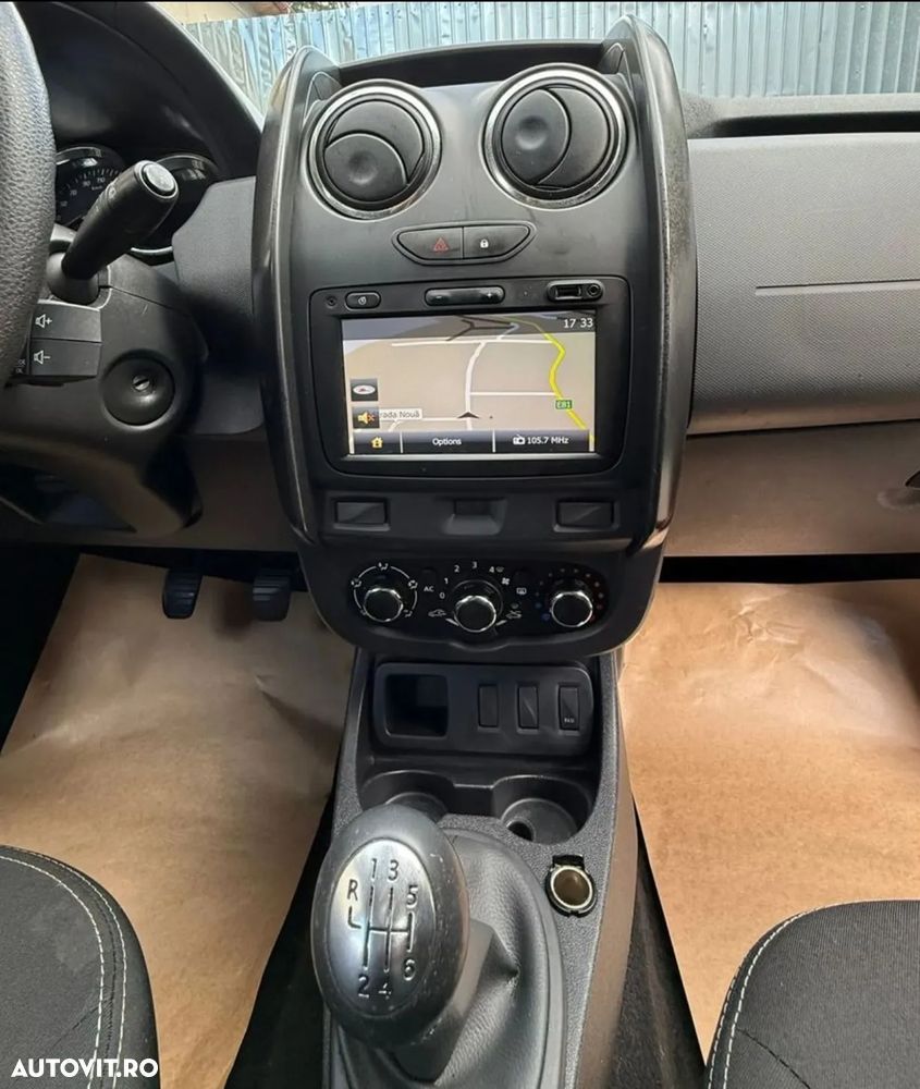 Dacia Duster 1.2 TCe 4x2 Laureate - 9