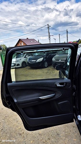 Ford S-Max 2.0 Titanium - 33