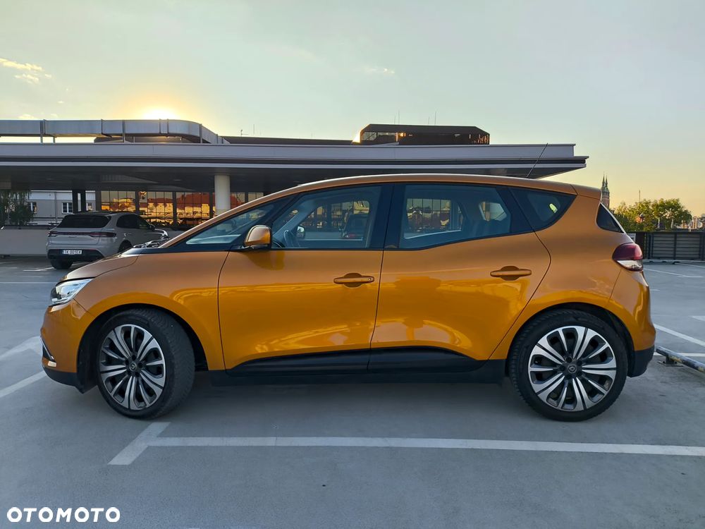 Renault Scenic - 8