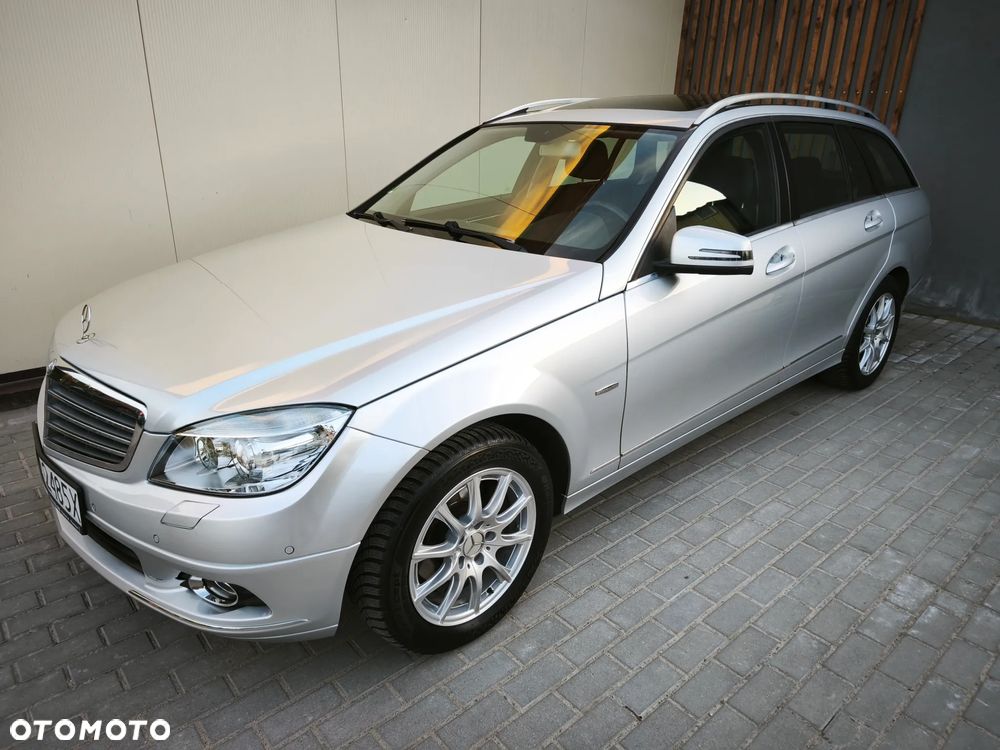 Mercedes-Benz Klasa C 200 (BlueEFFICIENCY) 7G-TRONIC Elegance - 1