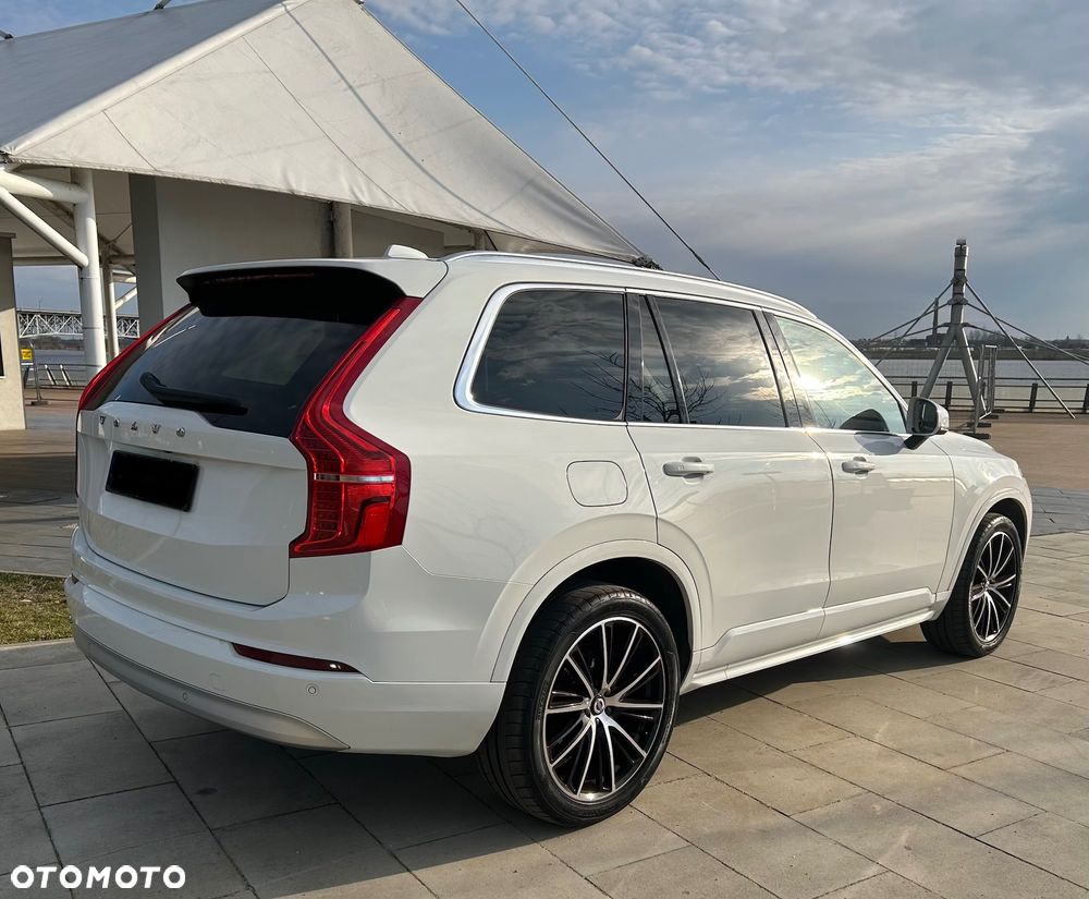 Volvo XC 90 - 23