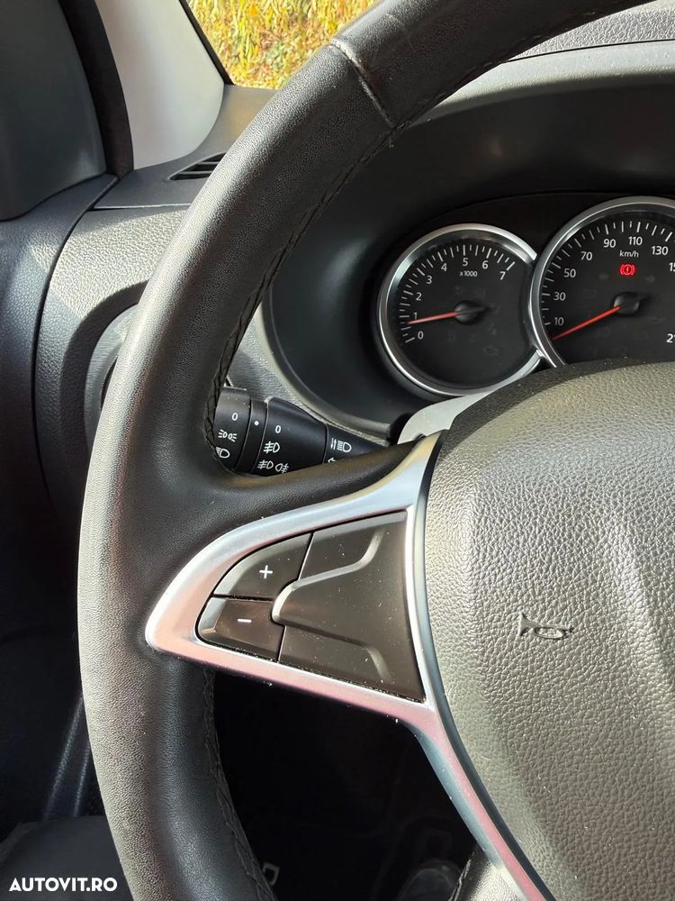 Dacia Dokker SCe 100 Stepway Celebration - 22