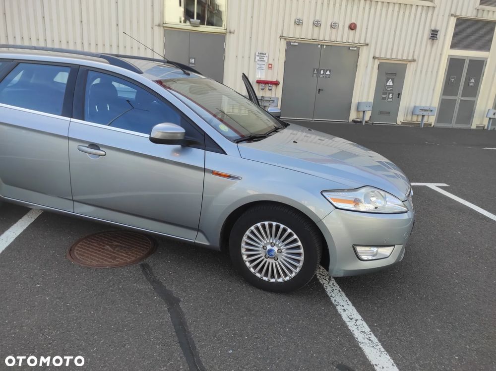 Ford Mondeo - 28