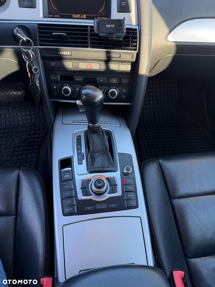 Audi A6 Avant - 18