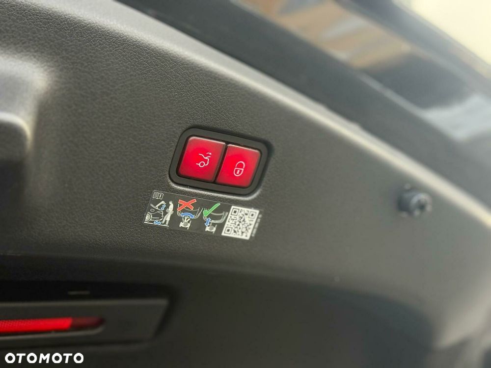 Mercedes-Benz CLE 200 9G-TRONIC Edition AMG Line - 19