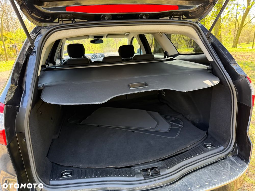 Ford Mondeo 2.0 TDCi Viva Titanium - 25