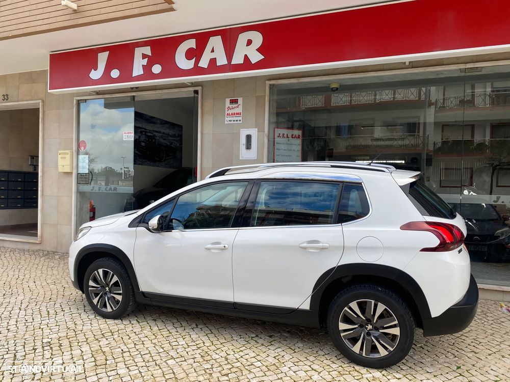 Peugeot 2008 PureTech 110 Stop&Start Allure - 3