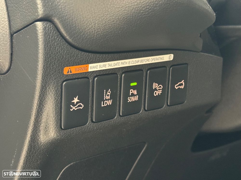 Mitsubishi Outlander 2.4 Intense - 36