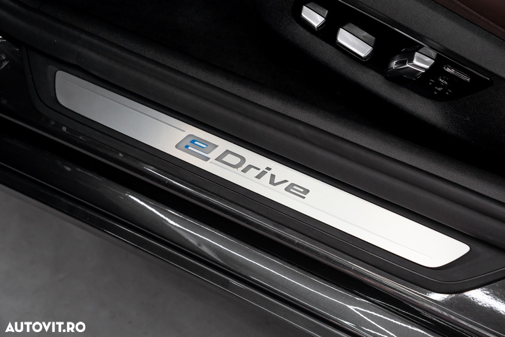 BMW Seria 5 530e AT PHEV - 29