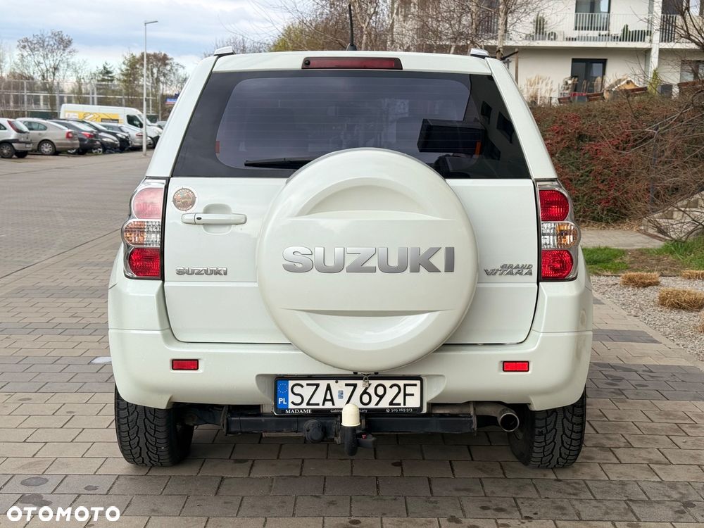 Suzuki Grand Vitara - 23