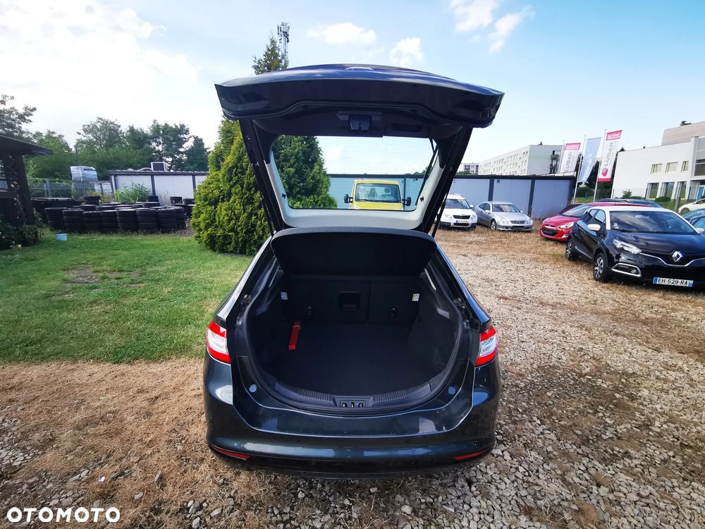Ford Mondeo 2.0 TDCi Allrad Titanium - 14
