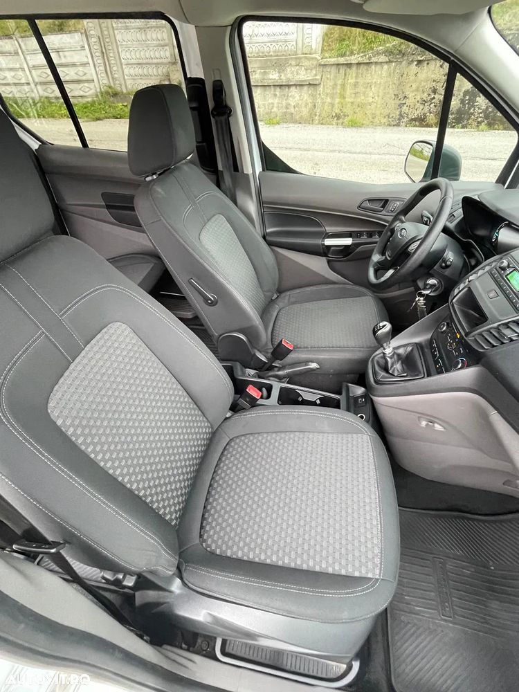 Ford Transit Connect - 4