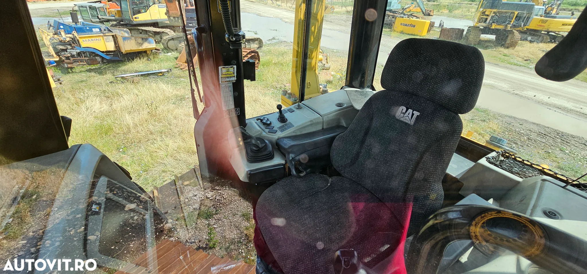 Caterpillar CAT D6N LGP Buldozer - 3