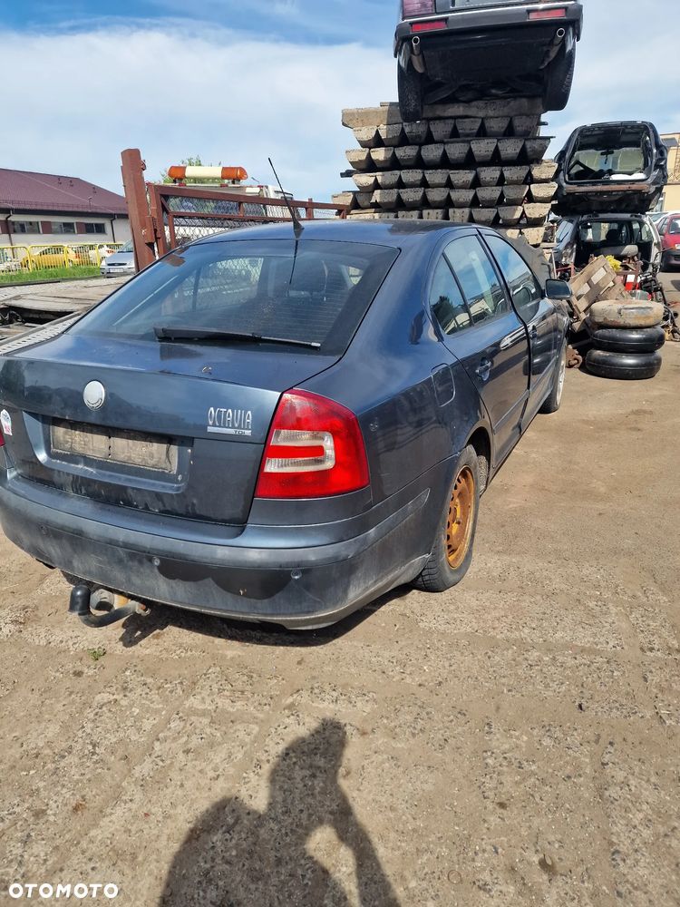 Skoda octavia II 1.9 tdi BJB skrzynia 5b ELE na części - 6