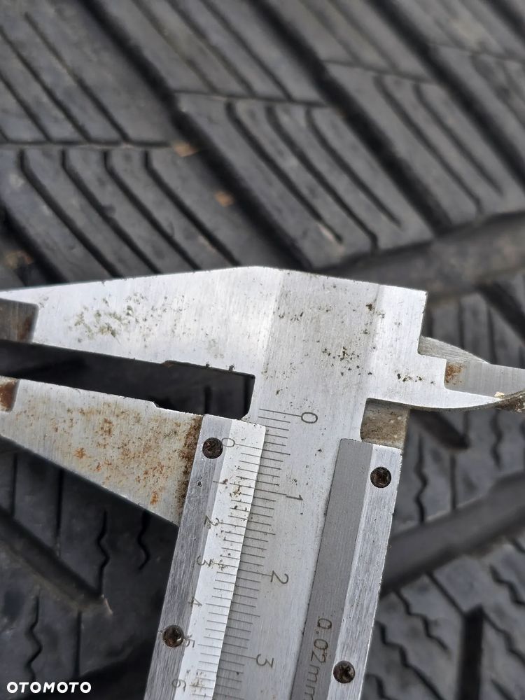 OPONA OPONY 4 SZT BARUM ZIMA 245/45/18 20R - 26