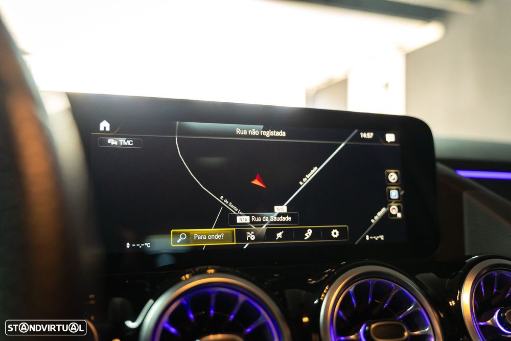 Mercedes-Benz GLA 250 e 8G-DCT AMG Line - 12