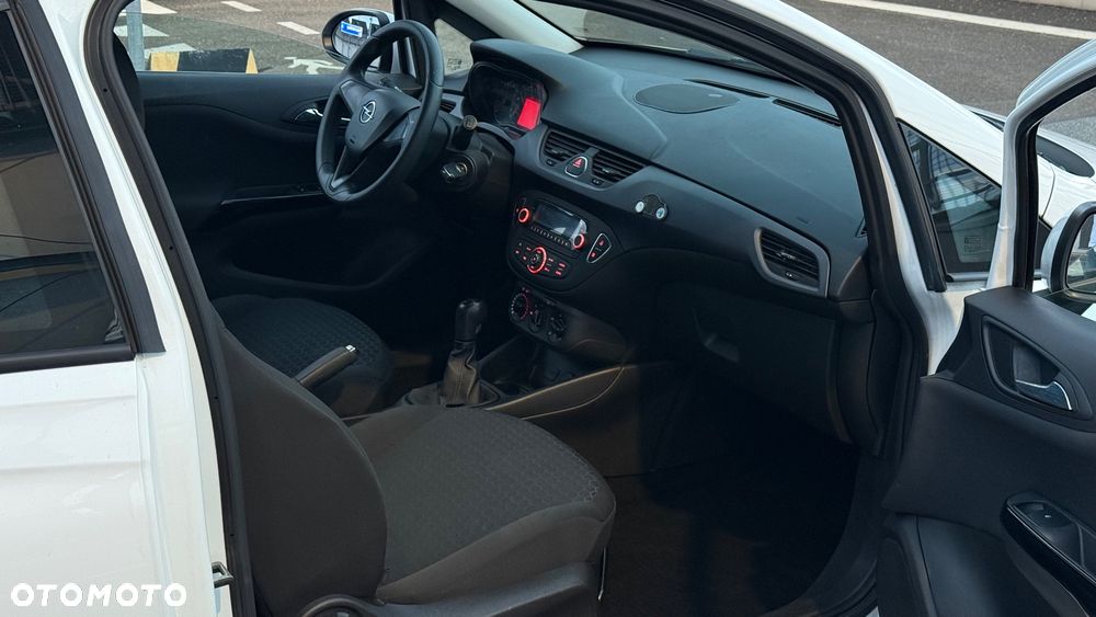 Opel Corsa 1.4 Essentia - 10